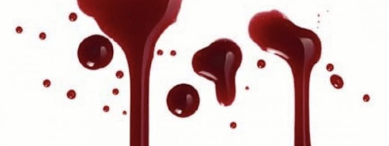 Menstruação com pedaços de sangue é normal? 